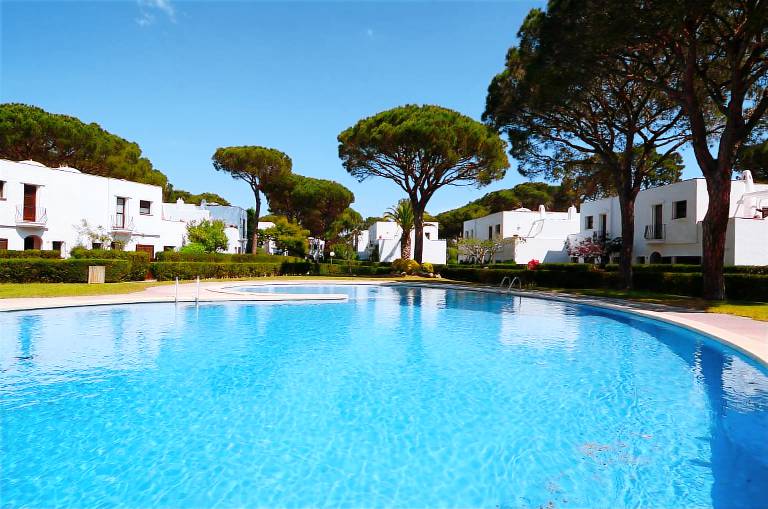 House with garden, pool & BBQ in Begur