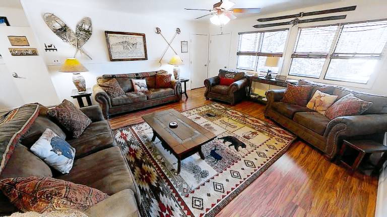 Condo Red River