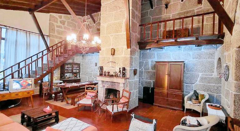 Vacation home with garden, barbeque & private pool — photo 3