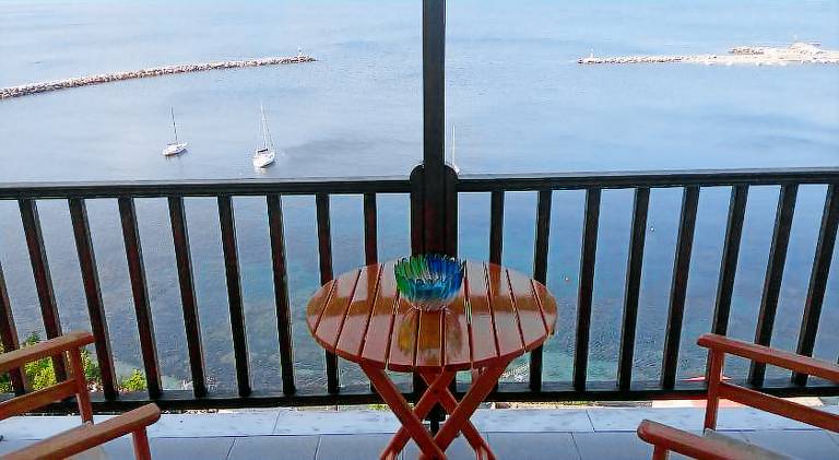 Serviced apartment with garden & patio — photo 2