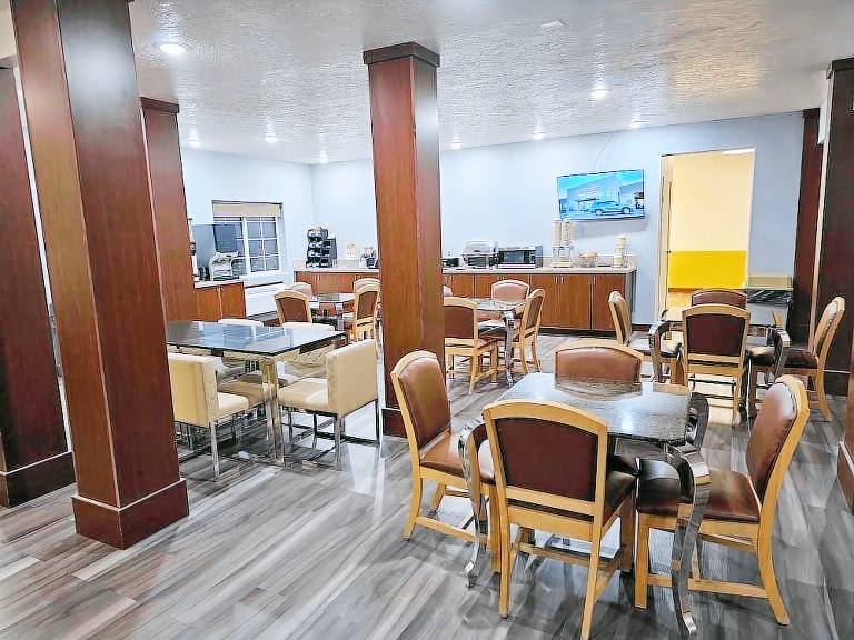 Executive Inn & Suites Extended Stay - Vernal — photo 4
