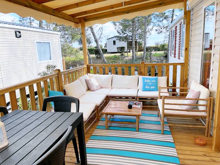 Children-friendly beautiful mobile home with pool & patio | Nature view | Beach nearby | Pets allowed — photo 3