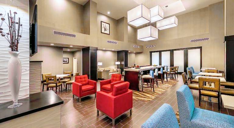 Hampton Inn & Suites Reno West, NV — photo 3