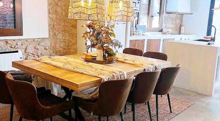 Vacation home with barbecue & patio | Pet-friendly — photo 4