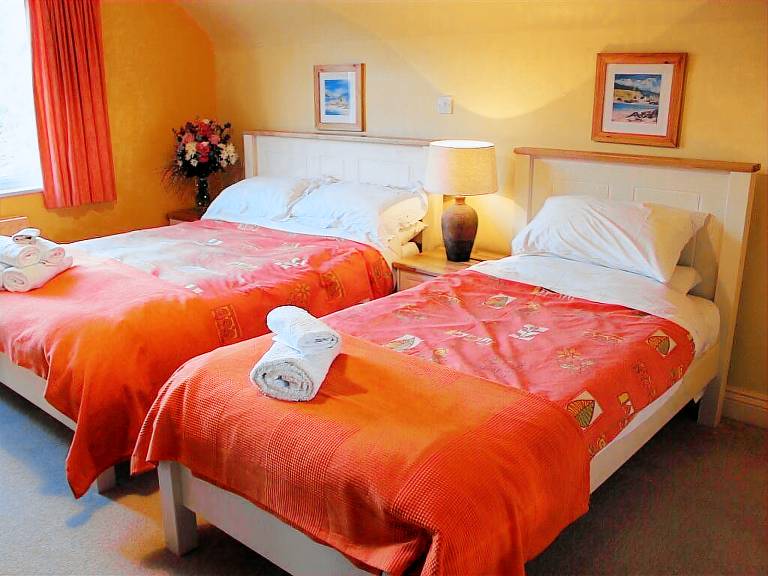 Bed and breakfast  Ballina