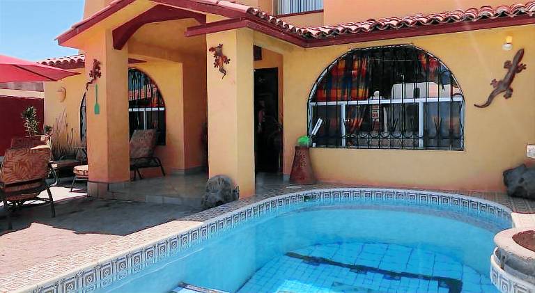 House with pool, terrace & BBQ — photo 2