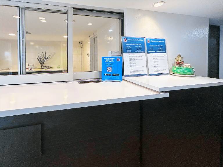 Studio 6 Suites Buena Park, CA – Anahiem/Near Maingate Knotts — photo 5
