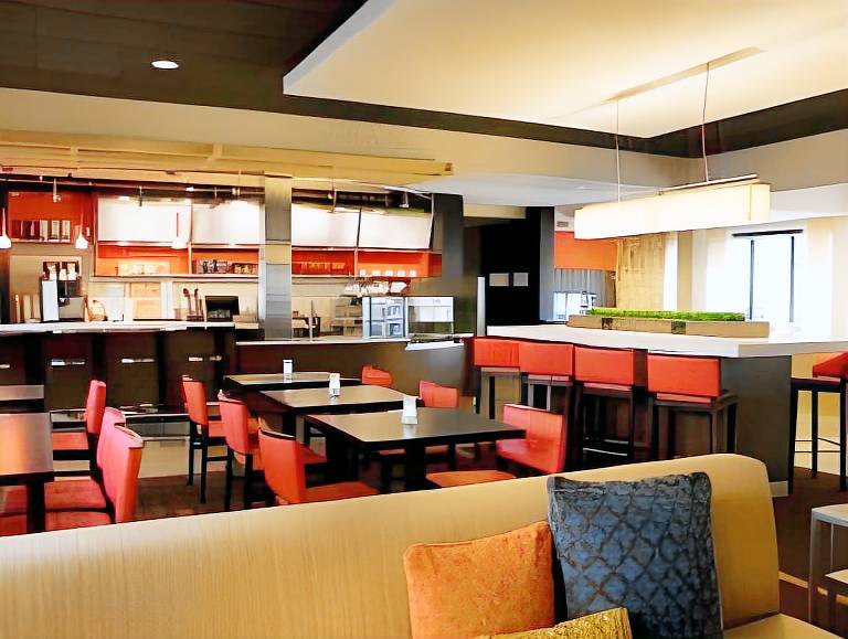 Courtyard by Marriott Seattle Southcenter — photo 5