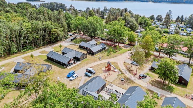 Children-friendly house with hot tub, sauna & private pool | Pets are welcome — photo 2