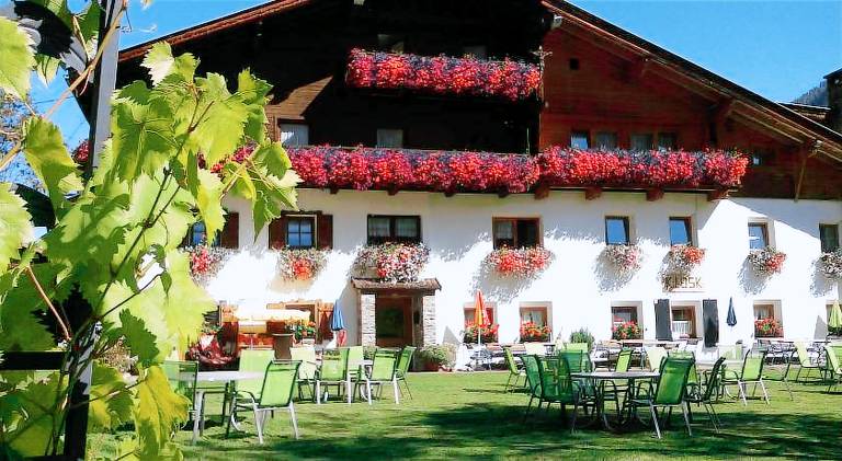 Pension Holzknechthof am See in Fulpmes