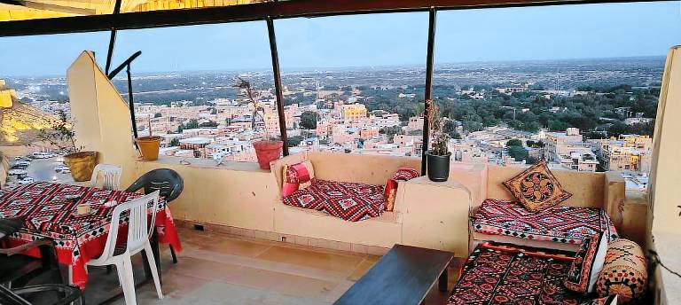 Nomadic Backpackers Hostel — photo 2