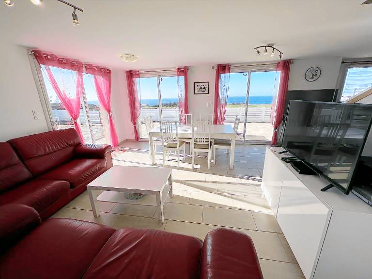 Vacation home with garden & barbecue | Beach view | Beach nearby | Pet-friendly — photo 2