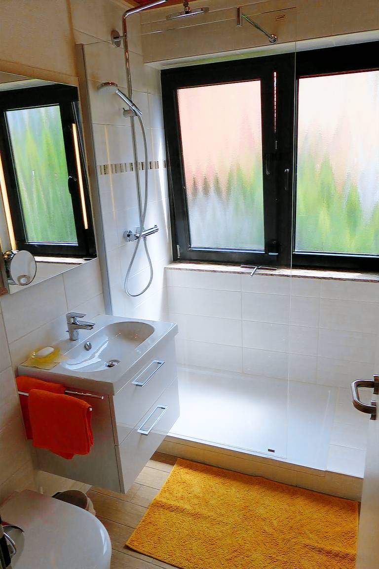 Holiday apartment with 3 rooms for 6 persons — photo 5