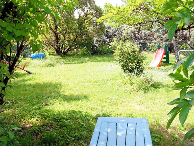 Family-friendly house with barbeque & yard | Nature view | Pets are welcome — photo 4