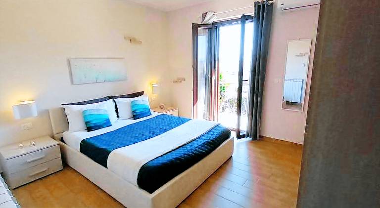 I Tre Laghi Countryhouse 14 posti letti Cottage 10 posti letti — photo 2