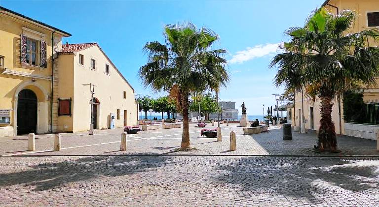 Pleasant rental apartment | Next to the beach | Pets allowed in Follonica