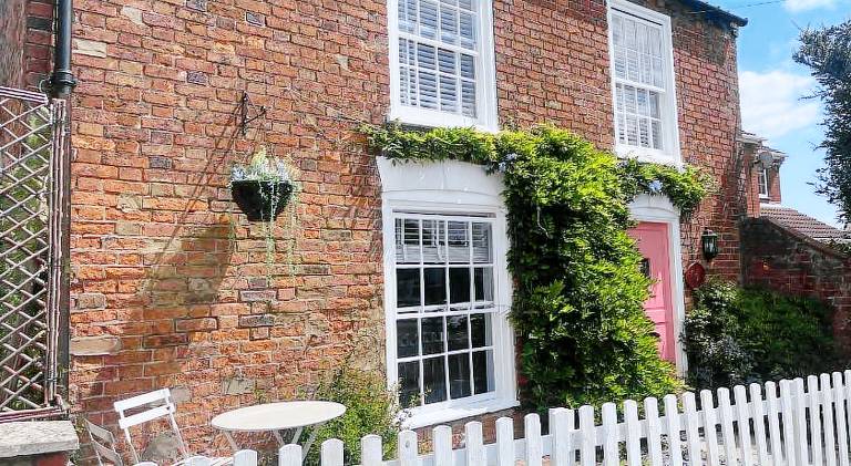 House with 2 rooms for 4 persons — photo 3