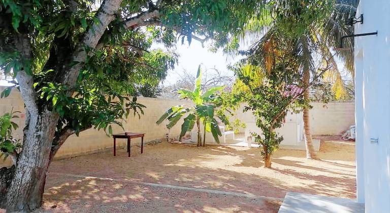 Vacation home with pool — photo 4