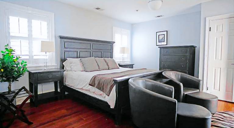 Wonderful vacation home with yard & barbeque | Good for workation | Pets allowed in Savannah, GA