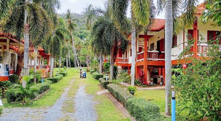 Villa with 2 rooms for 4 persons — photo 5