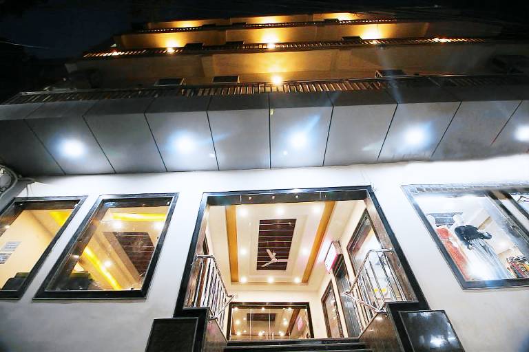 HOTEL PERIDOT — photo 4