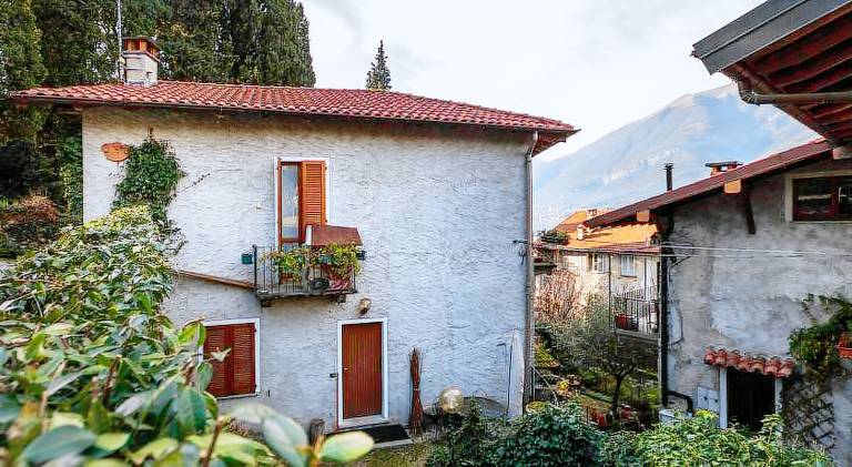 Charming rental apartment | Close to the beach | Pets allowed in Tremezzina