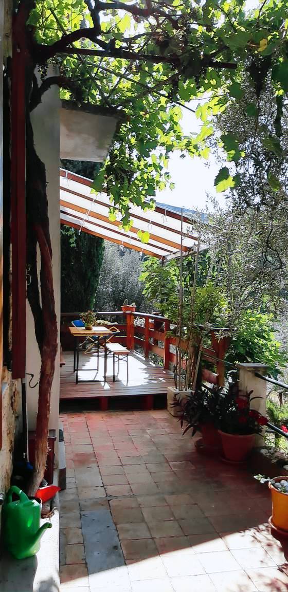 Casa in campagna con giardino