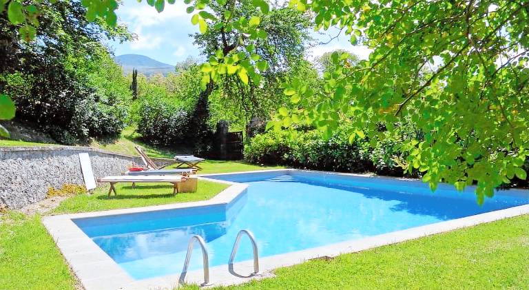 Vacation home with pool | Pets allowed — photo 2