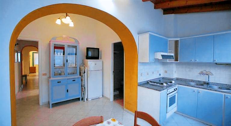 Lipari Canneto Oasi 4 beach front x family — photo 3