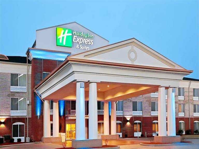 Holiday Inn Express & Suites Vandalia By IHG in Vandalia, IL