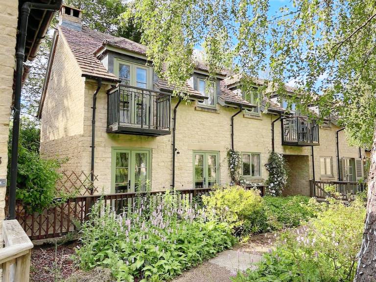 Cottage  South Cerney