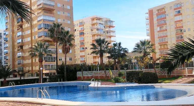 Rental apartment with terrace, private pool & garden | Close to the beach | Dogs allowed — photo 3