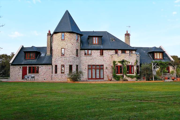 House  Charing