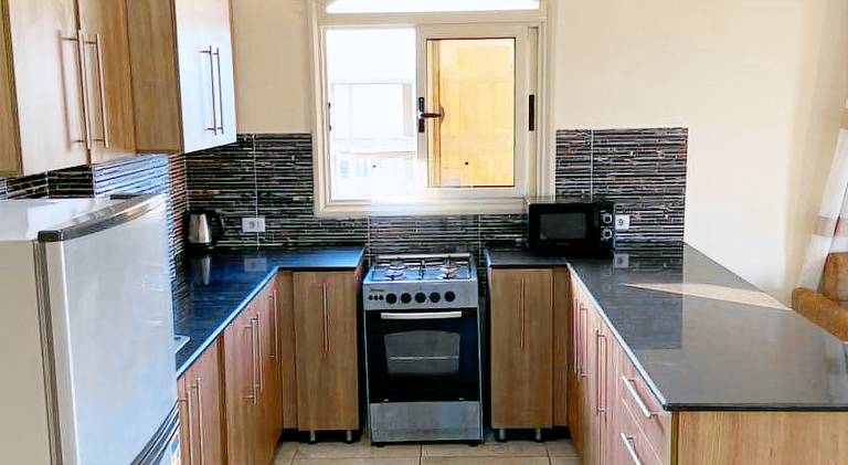 Rental apartment with patio — photo 4