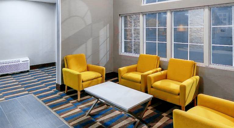 Microtel Inn & Suites by Wyndham Bossier City — photo 4