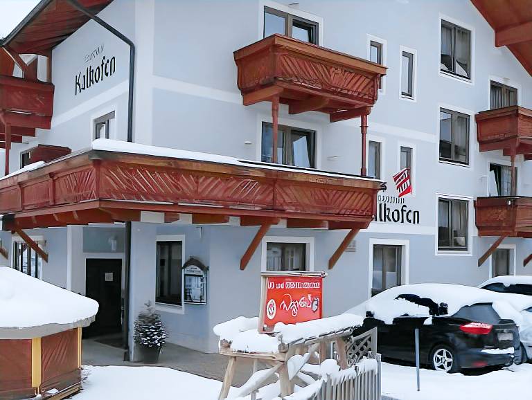 ALMMONTE SENSUM SUITES - Funky Living Hotel in Wagrain
