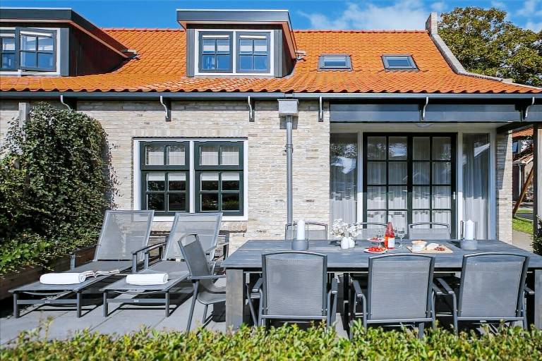Ferienhaus Nes