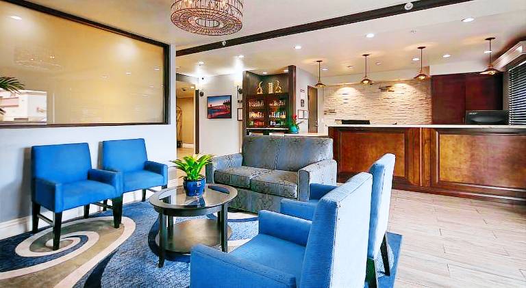 Best Western Plus Diamond Valley Inn — photo 4