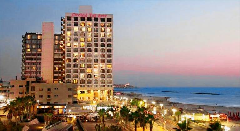 Orchid Hotel Beachfront 2BR Apartment — photo 5