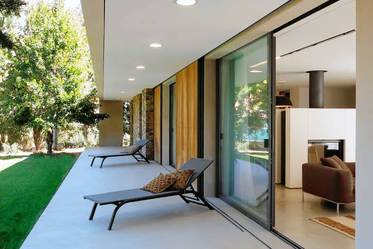 Villa with private pool, patio & BBQ | Mountain view — photo 3