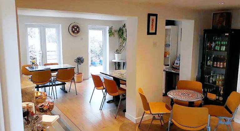 Crown House & Lodges B&B — photo 3