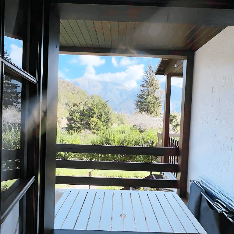 Lovely holiday apartment with yard & terrace | Next to the beach | Pet-friendly — photo 2
