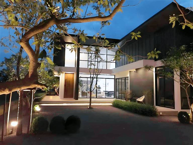 THE OAK'S in Chiang Rai