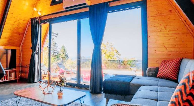 Wonderful villa with barbecue, hot tub & garden | Pets allowed — photo 2