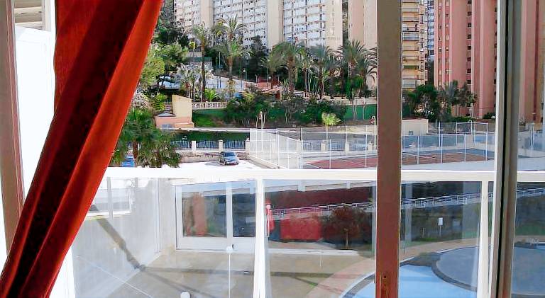 Apartment with terrace, private pool & garden | Perfect for remote work — photo 4