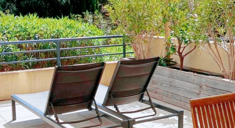 Apartment with patio, yard & barbeque | Close to the beach | Dogs allowed in Calvi