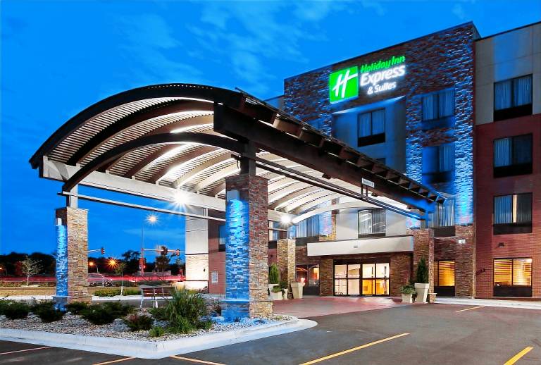 Holiday Inn Express and Suites Rochester West-Medical Center By IHG in Rochester, MN