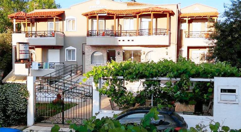 Kostalina Hotel Studios in Thasos