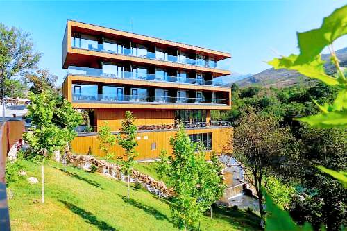 Hotel Uji Ftohte Tepelene in Gjirokastër