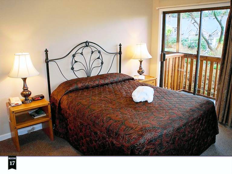 Lodge Cannon Beach